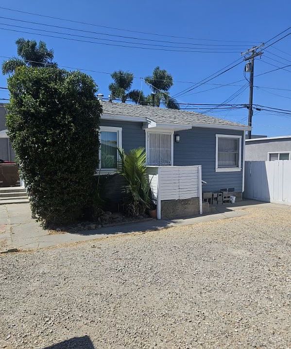 1st image of 4542 32nd St