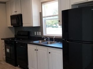 31 Mockingbird Dr #221, Lake Orion, MI 48359