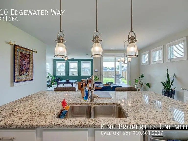 410 Edgewater Way — Photo 21
