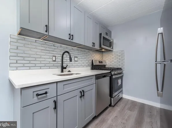 9201 New Hampshire Ave APT 208, Silver Spring, MD 20903