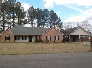4 Lynwood Dr, Purvis, MS 39475