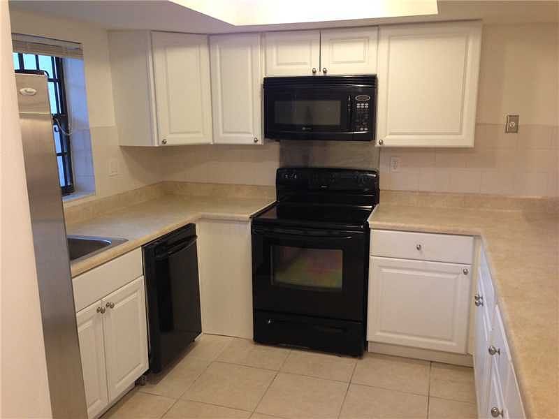 2nd image of 13509 NE 23rd Pl