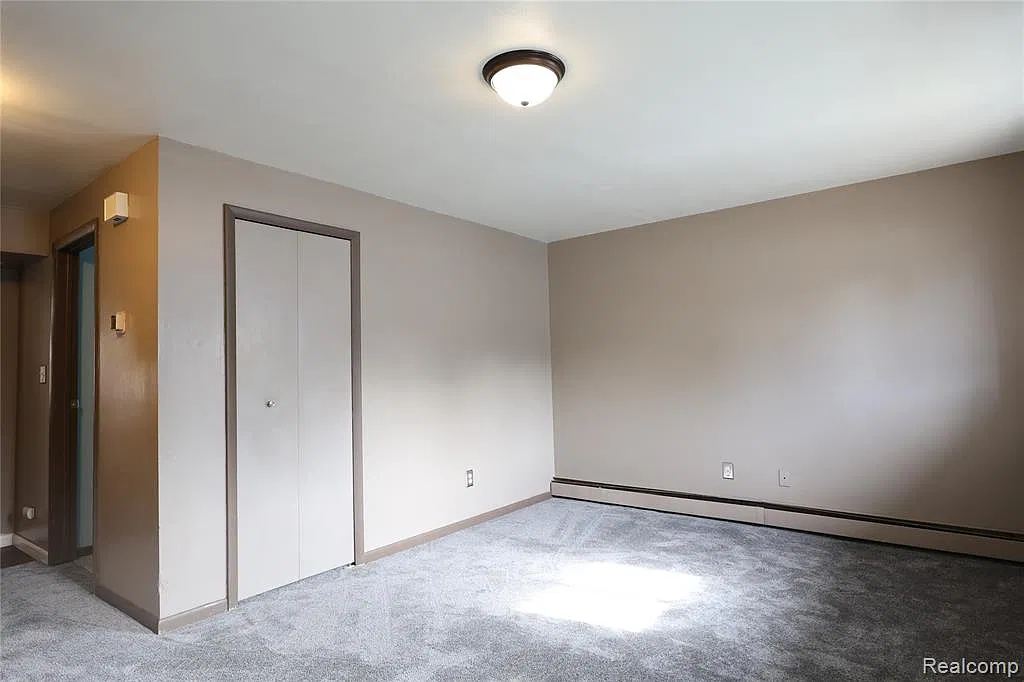 1 bed, 1.0 bath, 462 sqft, $975 — Photo 3