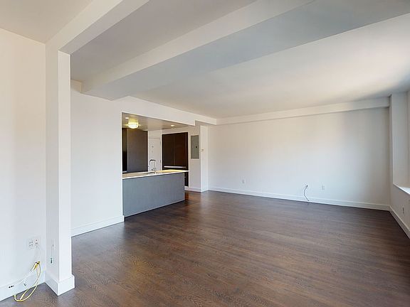 3rd image of 666 W End Ave APT 15FG