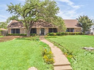 583 Catalina Dr, Woodway, TX 76712