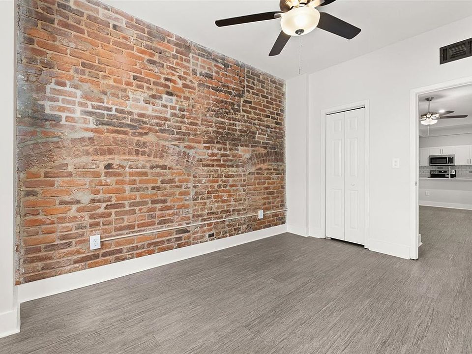 1000K 1000 King St Charleston SC Zillow