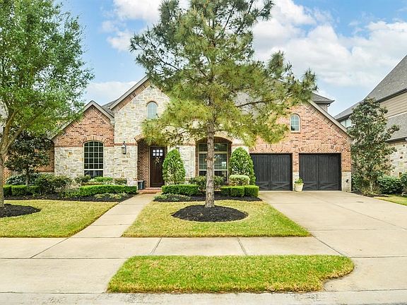 2nd image of 27103 Barrington Lodge Ln