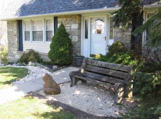 736 Ross Dr, Langhorne, PA 19053