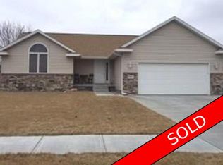 1107 17th Ave, Kearney, NE 68845