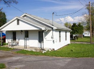 1000 E Lakeview Dr, Johnson City, TN 37601