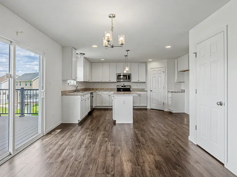 351 Timber Valley Trl — Photo 10