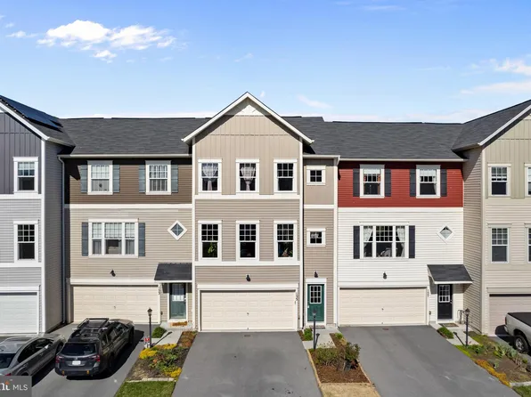 155 Brasstown Loop, Stephenson, VA 22656