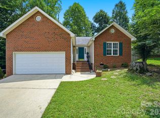 1008 Raywood Ct, Matthews, NC 28104