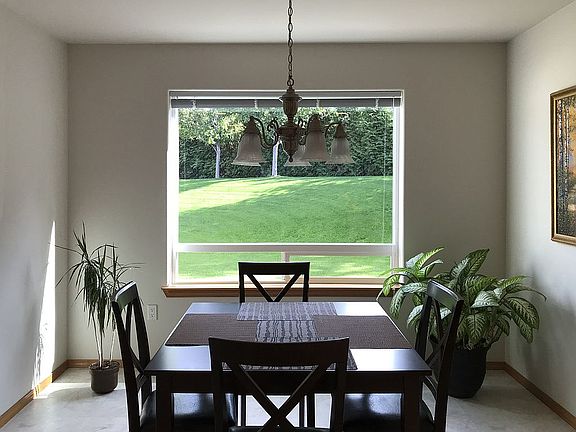 3rd image of 1939 Jolen Dr