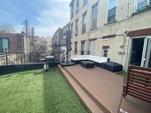 1st image of 67 Woodhull St APT 2L