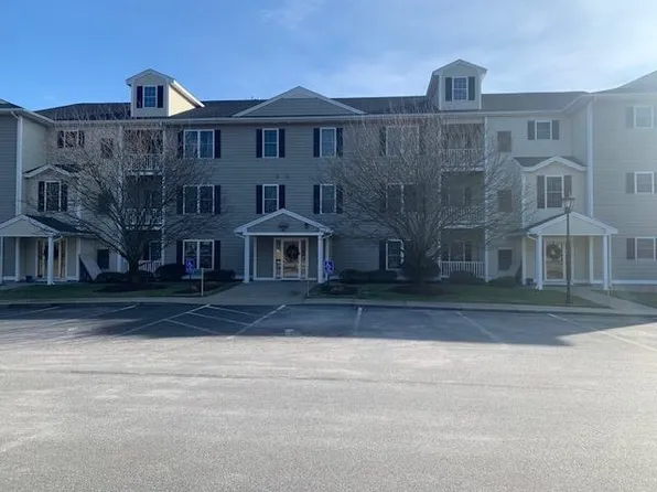 6-107 Stearns Lane, Merrimack, NH 03054