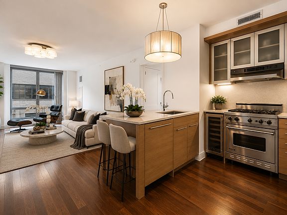 5th image of 30 Little West St #10G