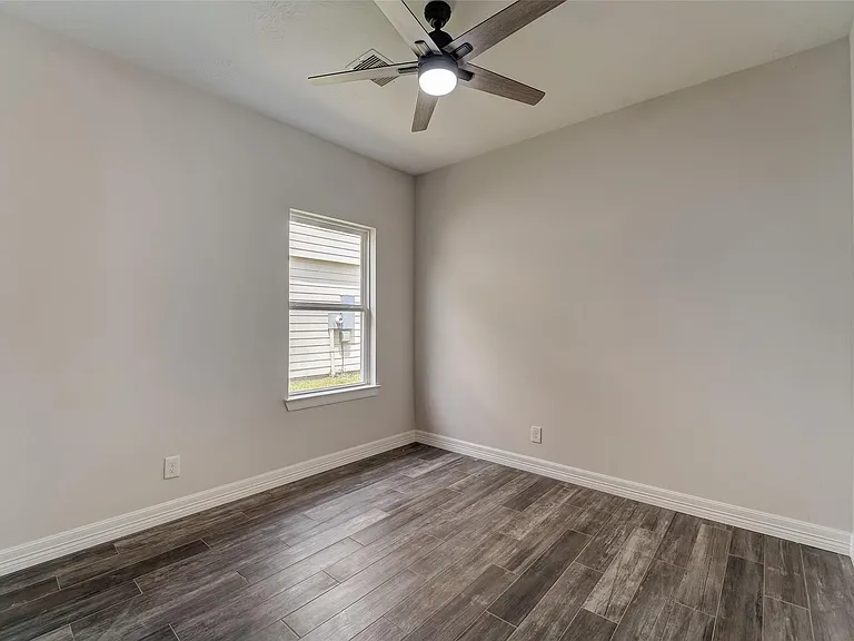 315 Apache Field Ln — Photo 20