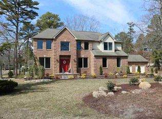 207 Mystic Dr, Egg Harbor Township, NJ 08234