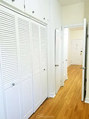 Rented by City Connections Realty | media 28