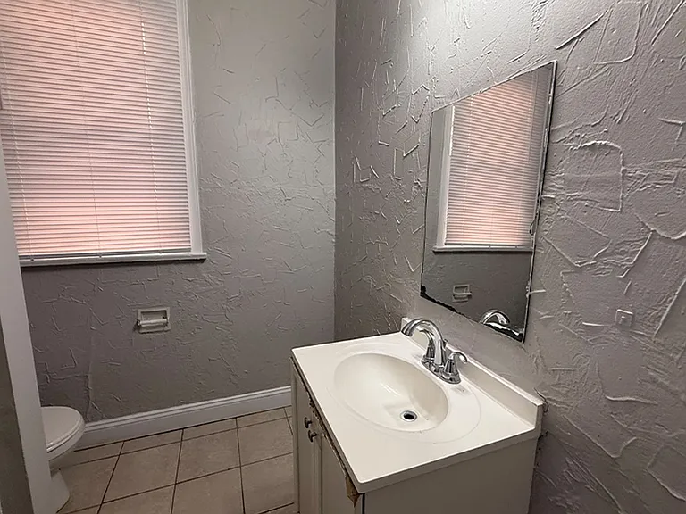 3238 Bishop St — Photo 9