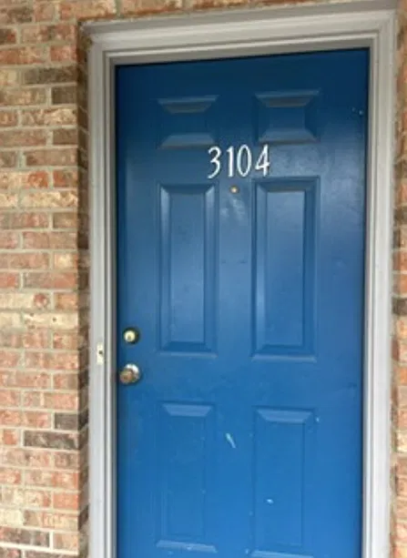 2 bed, 1.5 bath, 900 sqft, $950 — Photo 1