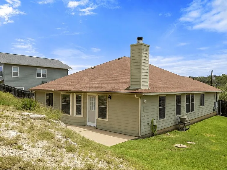 714 Newport Dr — Photo 24