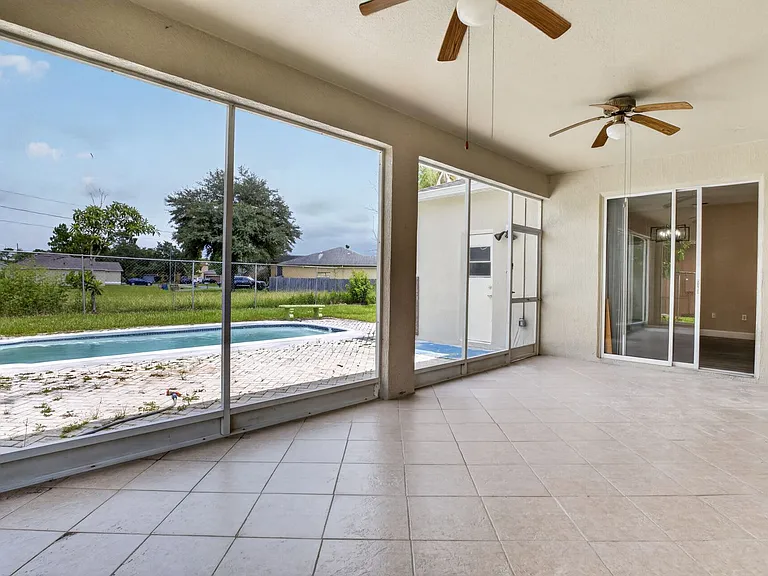 121 Aurelia Ct — Photo 43