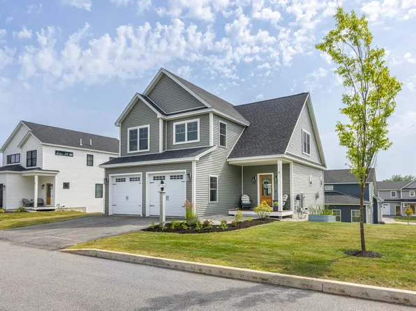 8 Waxwing Lane #50, Falmouth, ME 04105