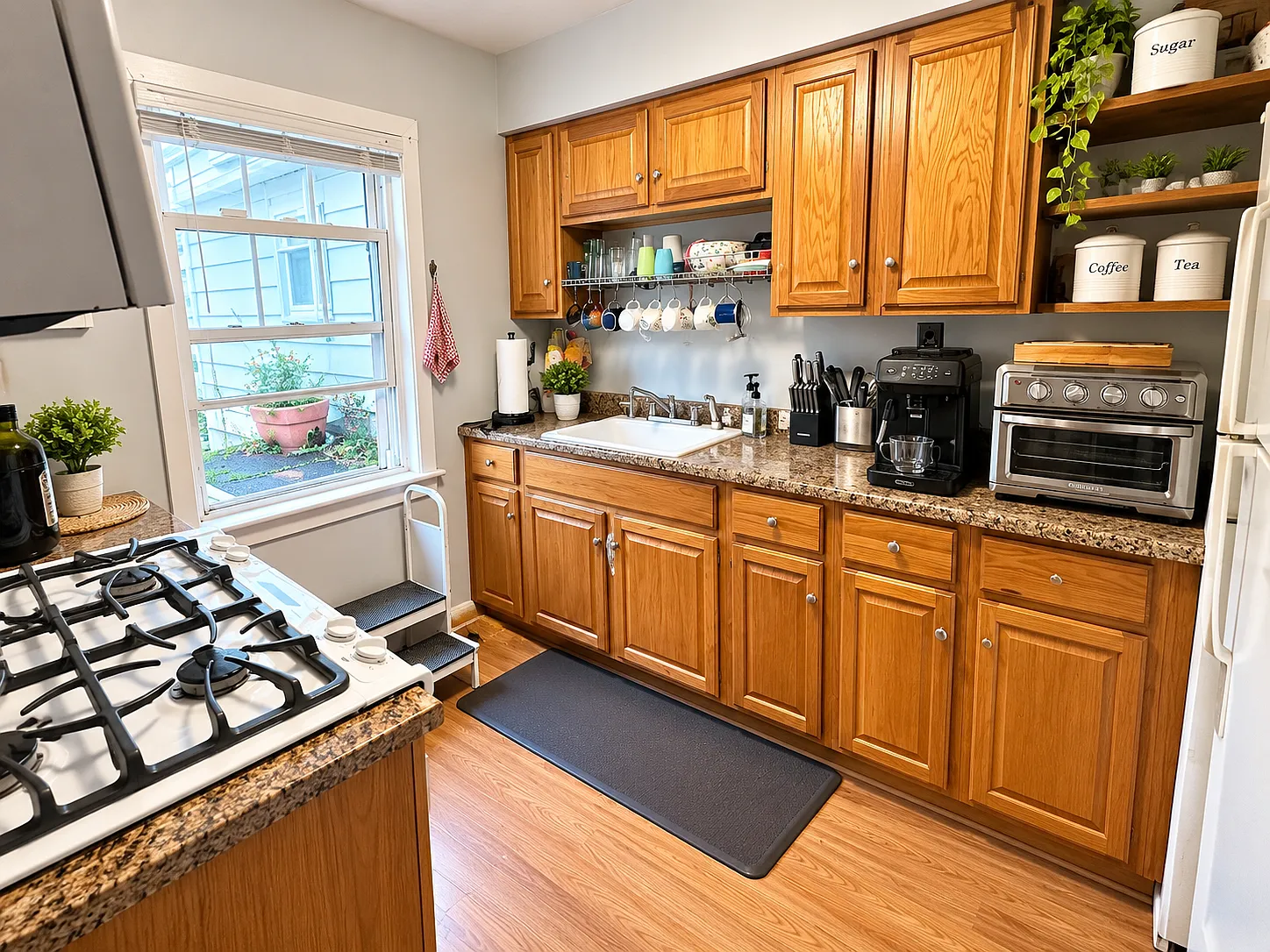 2 bed, 1000 sqft, $2,500 — Photo 2