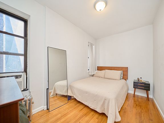 3rd image of 796 9th Ave APT 18