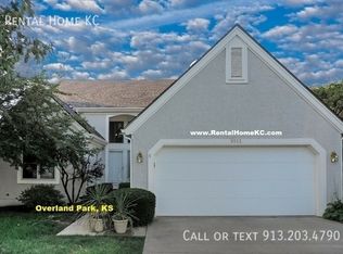 9513 W 122nd Ter, Overland Park, KS 66213