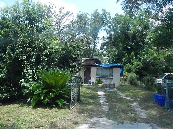 3rd image of 5861 Oaklane Dr