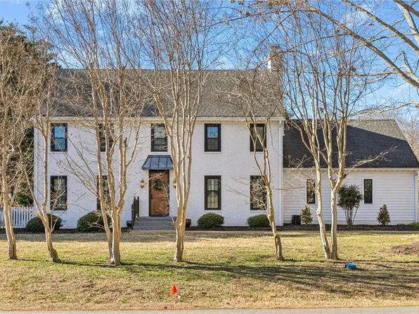 300 Fairfax Way, Williamsburg, VA 23185