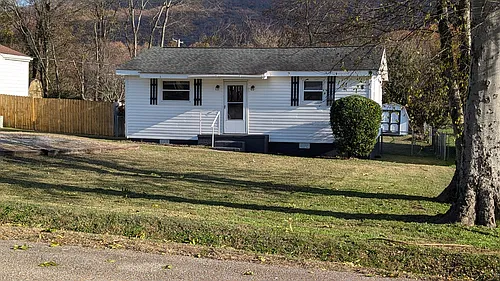 218 S Moss Ave Photo 1 218 S Moss Ave Photo 1