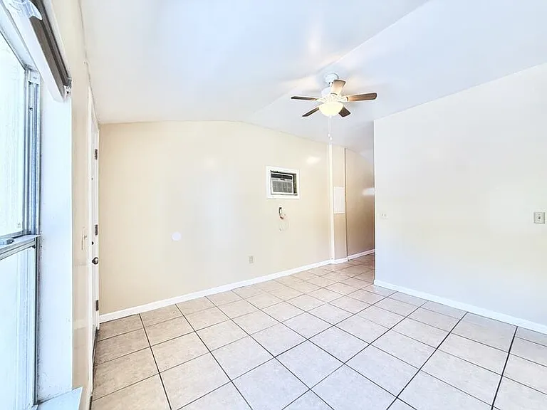 335 E Central Ave — Photo 15
