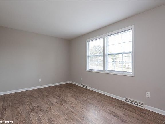 5th image of 3805 Kippax Dr