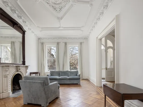 261 Hicks Street image 1 of 22