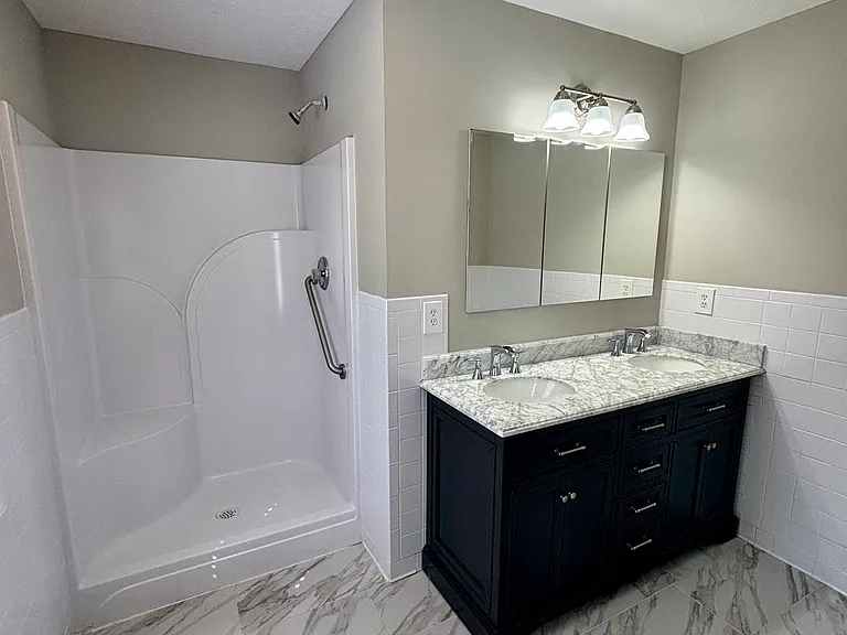 154 Saint Anthony Dr — Photo 17