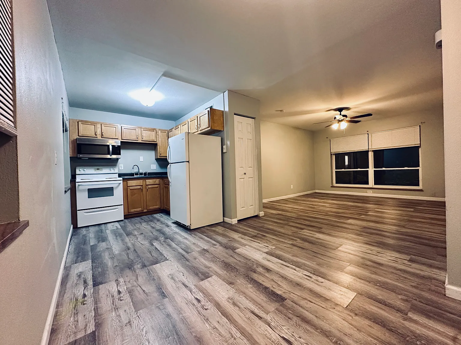 1 bed, 800 sqft, $900 — Photo 2