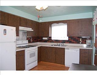 3rd image of 315 Lentz St