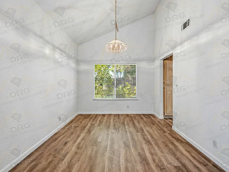 2101 Finley Ct — Photo 5