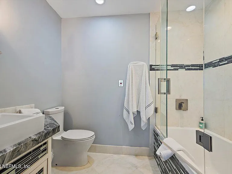 324 Quail Pointe Dr — Photo 17