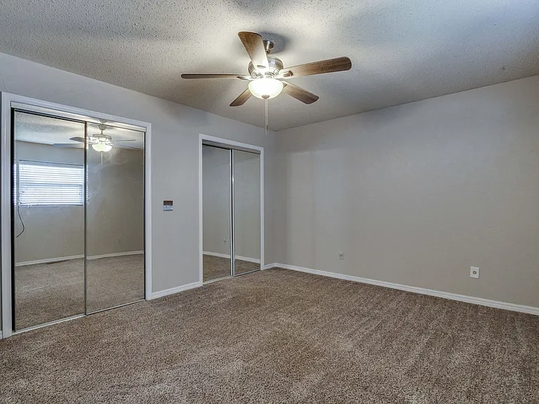 11007 Greystone Ave — Photo 33