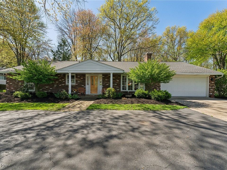 1st image of 27069 Hilliard Blvd