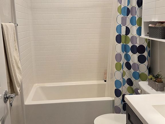 3F Full Bath
