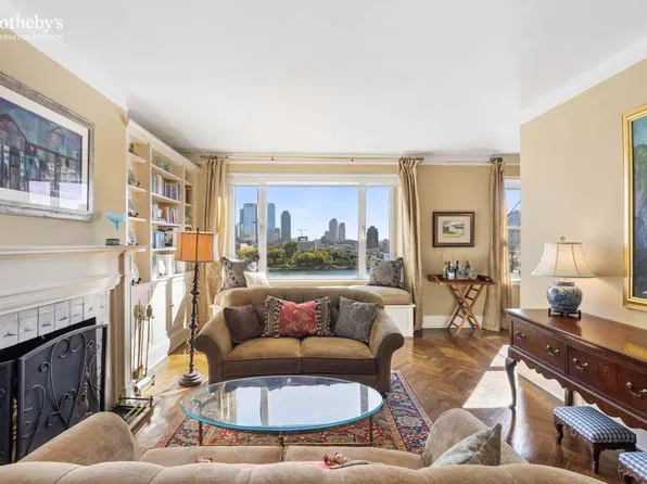455 East 51st Street image 1 of 16