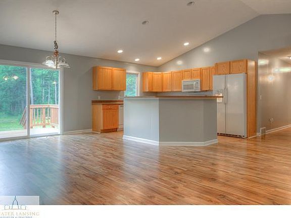 4th image of 3245 N Jebavy Dr
