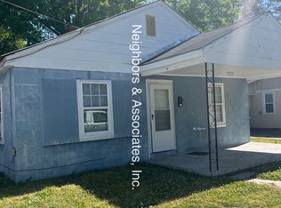 305 E Lizzie St, Selma, NC 27576