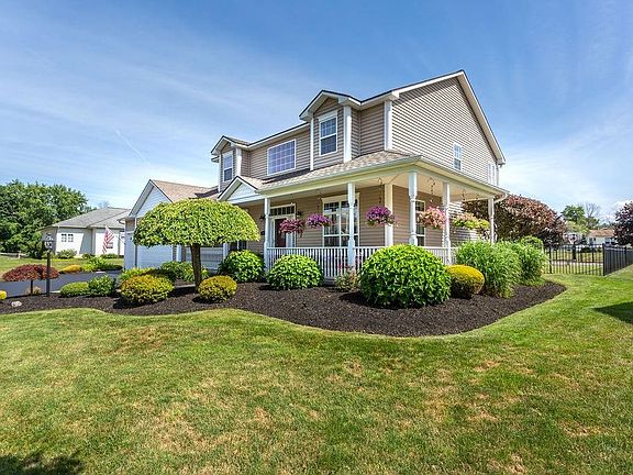 2nd image of 8846 Waterview Cir